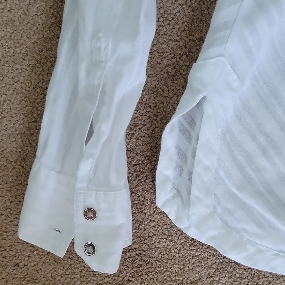 Express White Blouse with Eyelet Design - Picture 5 of 10